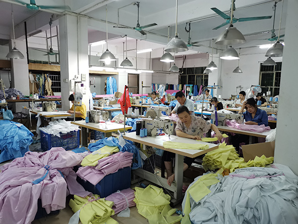 防静电服生产车间