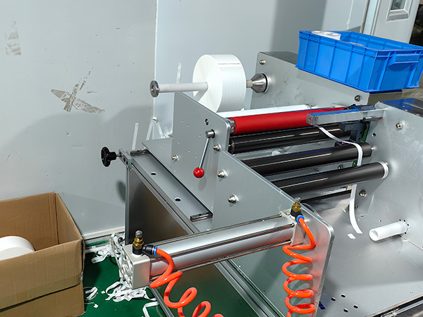 卷轴布生产车间